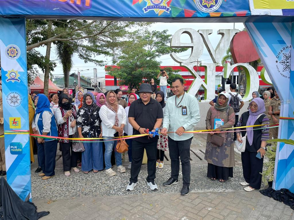 Tingkatkan Pemasaran UMKM, IKAPTK Kep. Babel adakan Bazar dan Pasar Murah